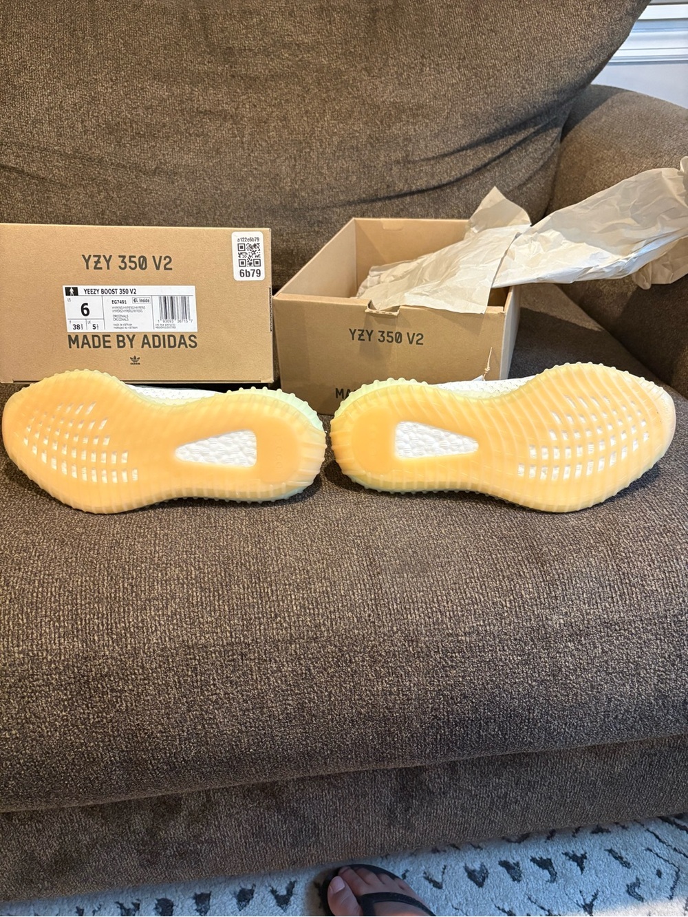 adidas YZY 350 V2 Women's Sneakers - Cream Knit with Yellow Gum Outsole
